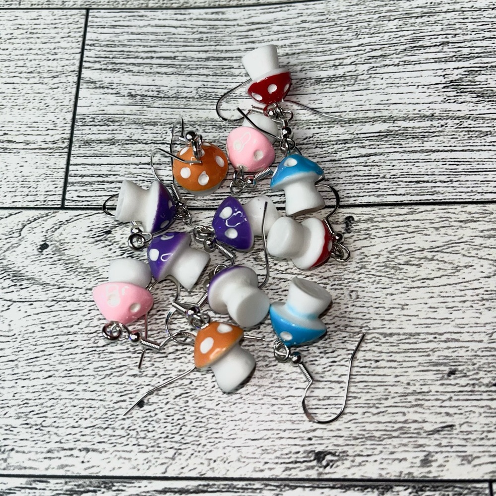 ✨HANDMADE✨ Mushroom Earrings